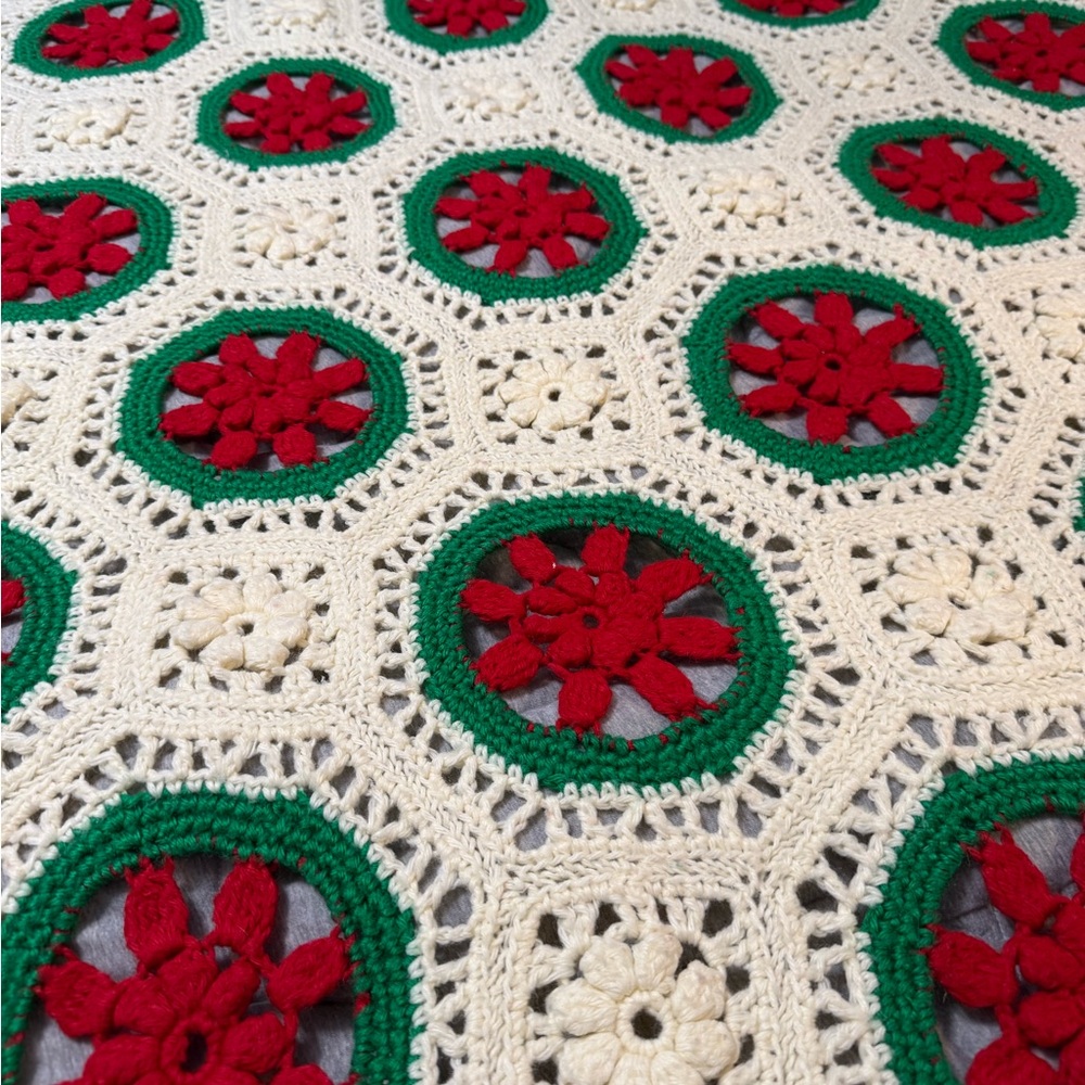 Christmas afghan 65x54 granny square